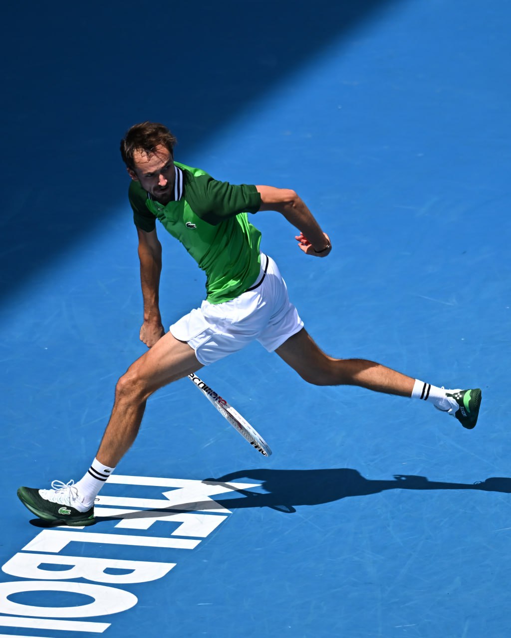 Даня Медведев шагает в 1/4 финала Australian Open! 

По итогам четырех сетов...